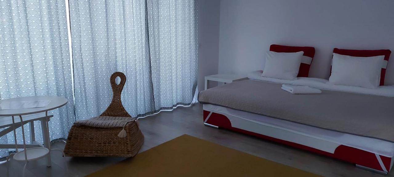 Exquisite Apartament Braşov Buitenkant foto
